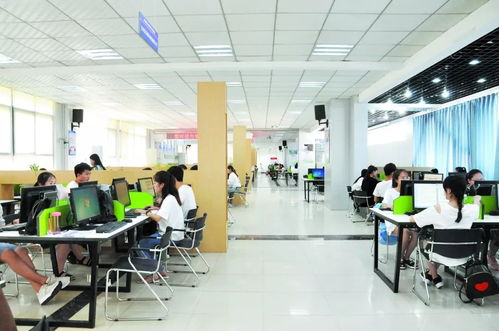 突出優(yōu)勢創(chuàng)名校 一張藍圖繪到底——專訪河南經(jīng)貿(mào)職業(yè)學院黨委書記王金臺